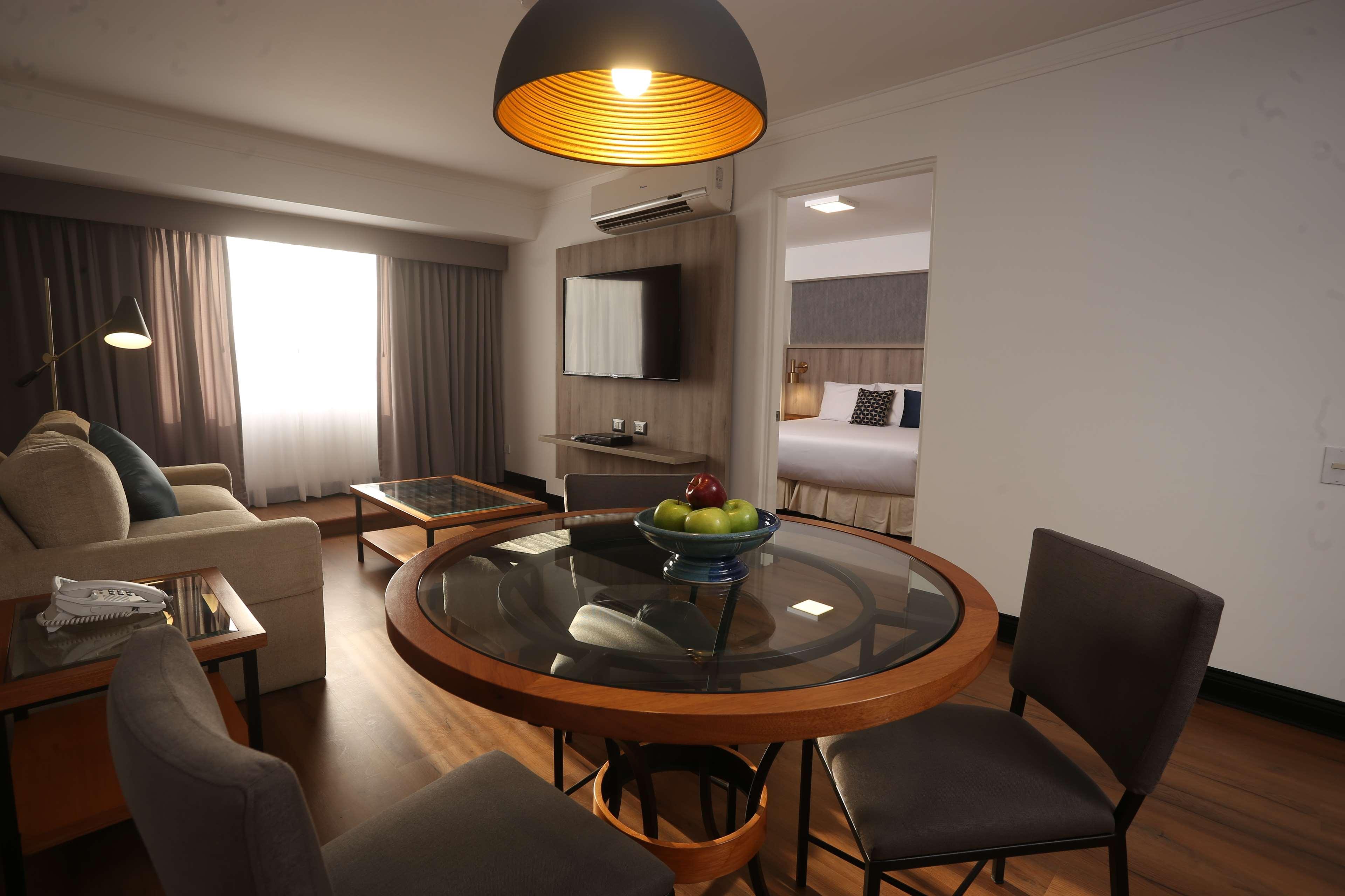 לימה Radisson Hotel Plaza Del Bosque מראה חיצוני תמונה