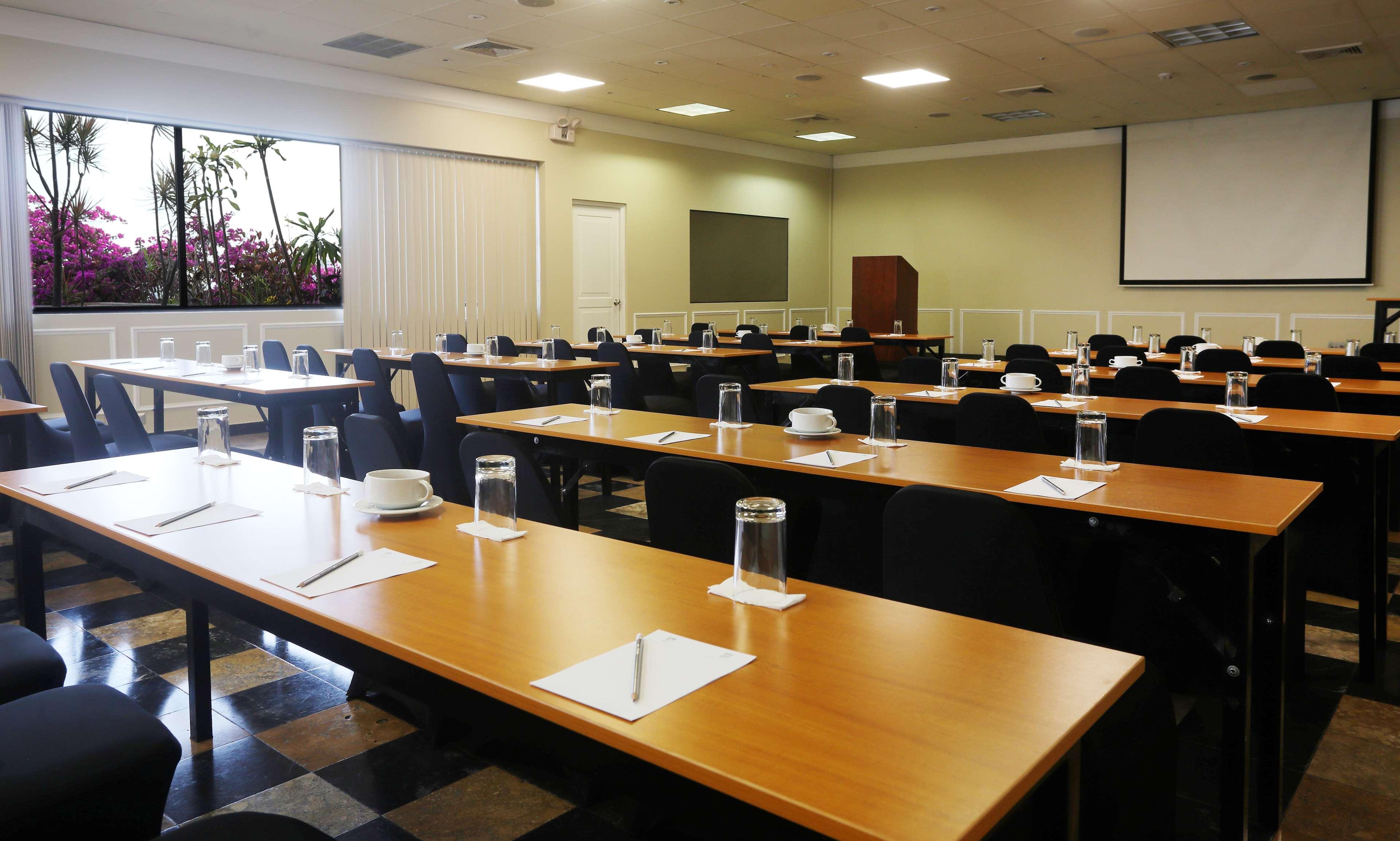 לימה Radisson Hotel Plaza Del Bosque מראה חיצוני תמונה