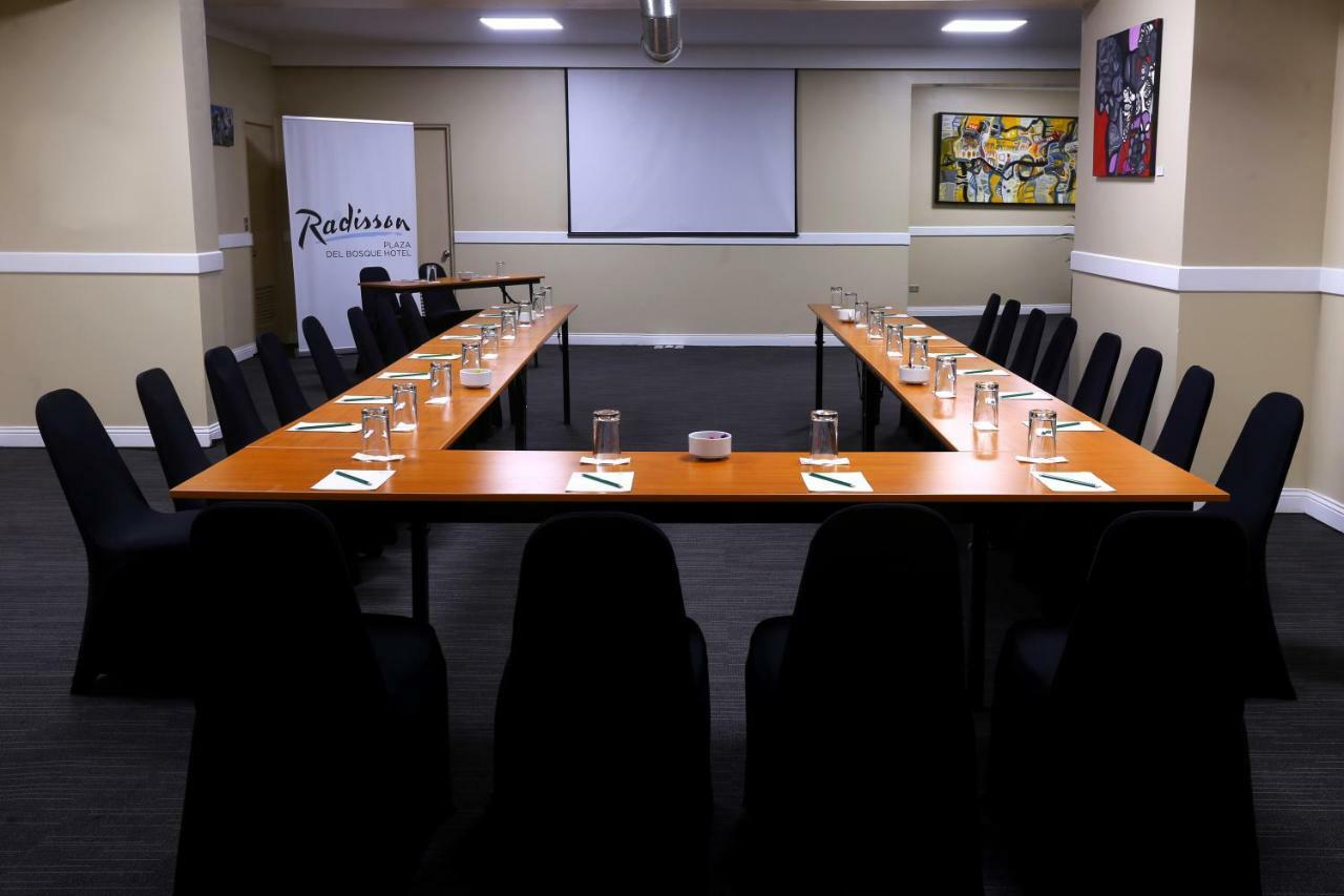 לימה Radisson Hotel Plaza Del Bosque מראה חיצוני תמונה