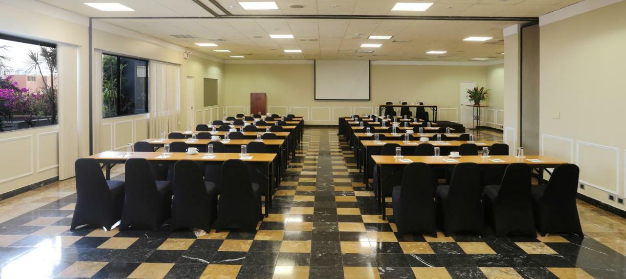 לימה Radisson Hotel Plaza Del Bosque מראה חיצוני תמונה