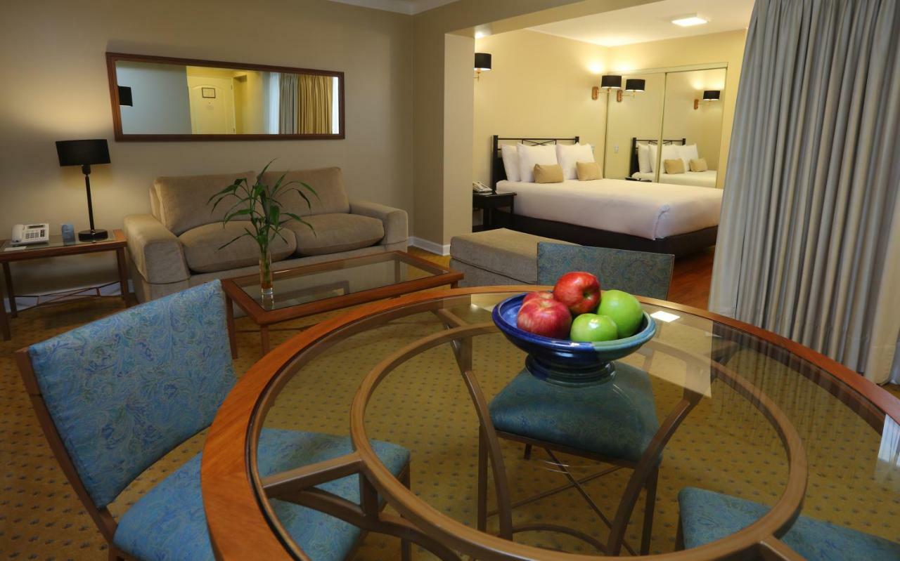 לימה Radisson Hotel Plaza Del Bosque מראה חיצוני תמונה